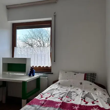 Traumhaus アパート